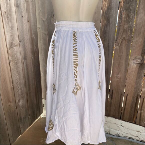 Cache vintage White and Gold A-Line Skirt size small - Picture 11 of 12